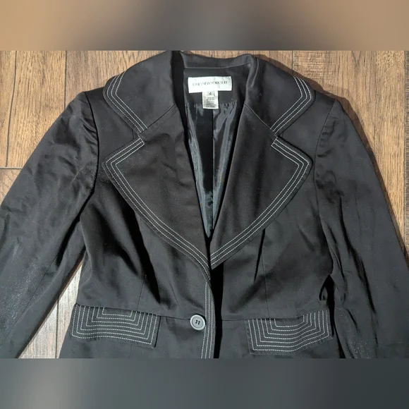 Jones New York Suit Women's Black Lab Coat & Skirt White Accent Size 4 Vintage - Picture 4 of 16